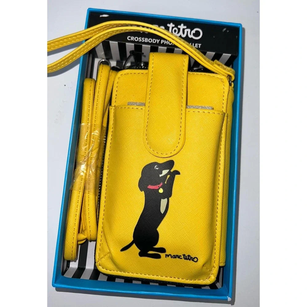 Marc Tetro Crossbody Phone Wallet Yellow Dachshund NWT NIB Gift Dog (5/b29)